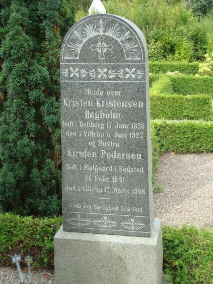 Billede af gravsten på Bedsted Kirkegård