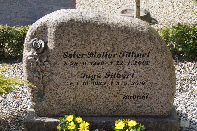 Billede af gravsten på Frederiks Kirkegård