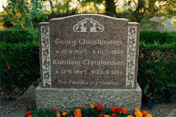 Billede af gravsten på Gedsted Kirkegård