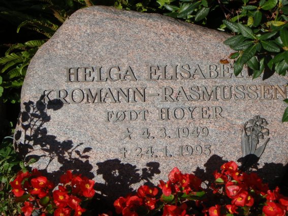Billede af gravsten på Hjerndrup Kirkegård