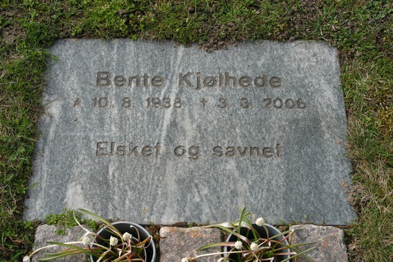 Billede af gravsten på Korsør Kirkegård