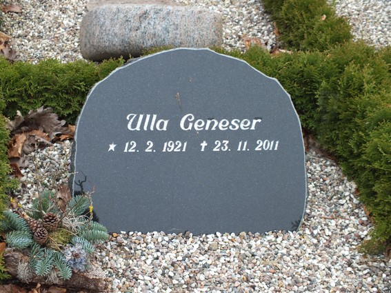 Billede af gravsten på Korsør Kirkegård