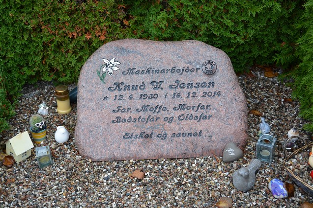 Billede af gravsten på Korsør Kirkegård